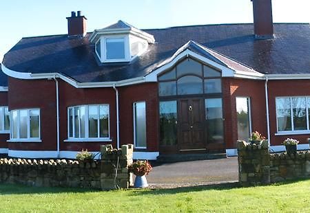 White Hill Country House B&B Castleblayney Buitenkant foto